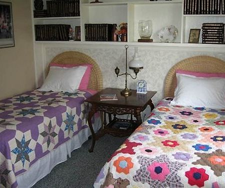 Tuggles Folly Bed And Breakfast Aurora Экстерьер фото